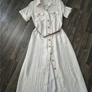 Elegant Cream Button-Down Maxi Dress